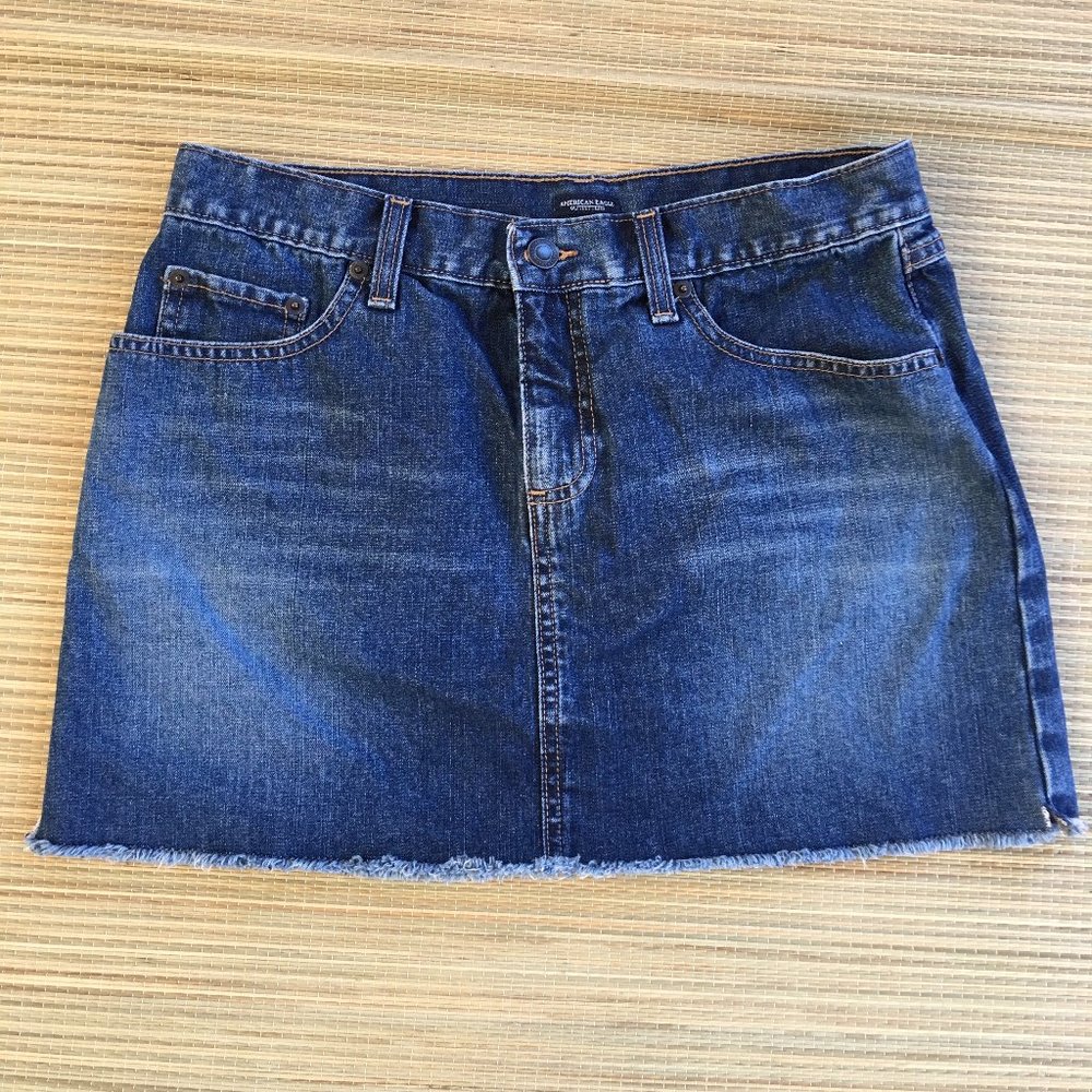 American Eagle Denim Cut Off Mini Skirt size 6